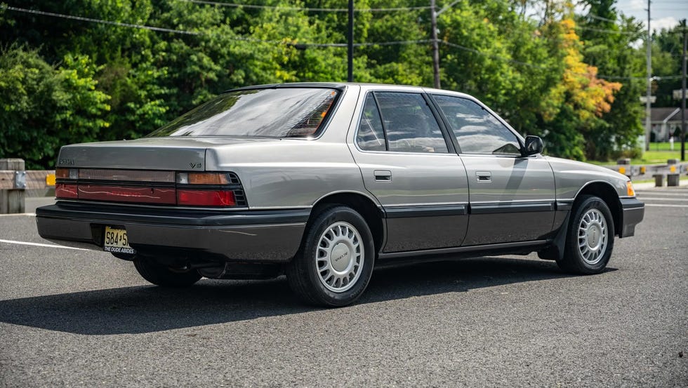 1987-acura-legend-bat-102-66d9f1d3edce7.jpg