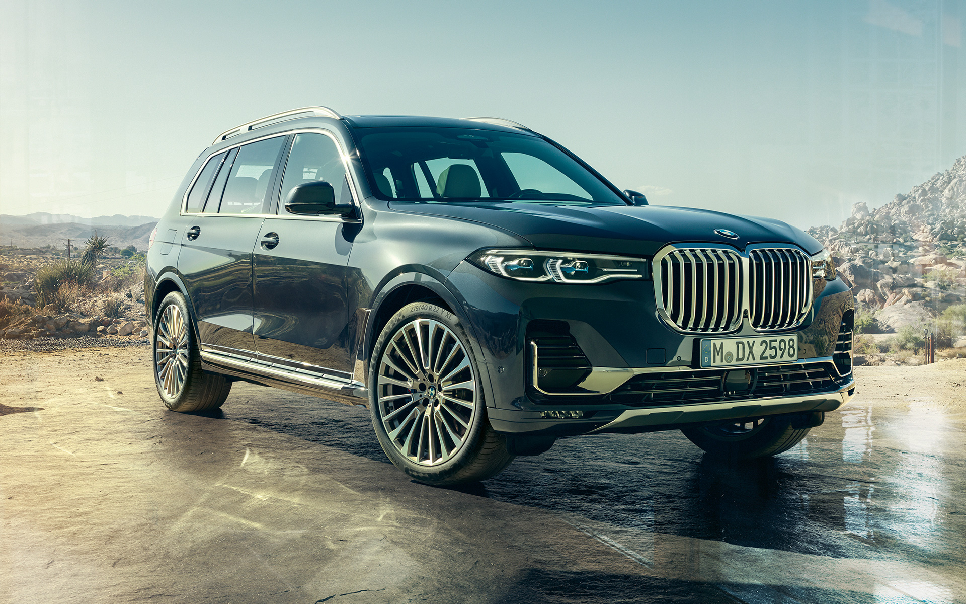 bmw-x7-onepager-gallery-design-exterior-wallpaper-01.jpg.asset.1624382537273.jpg