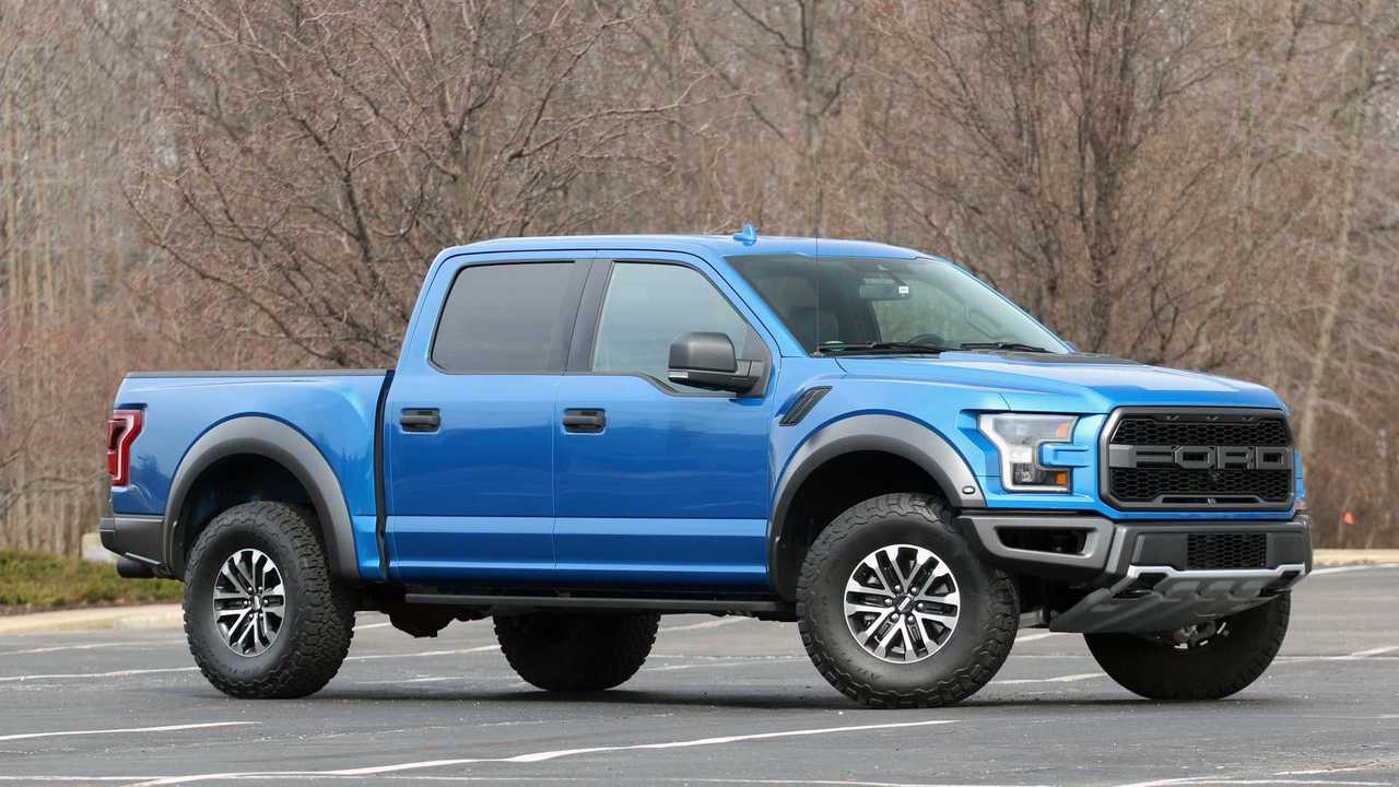 2019-ford-f-150-raptor-review.jpg