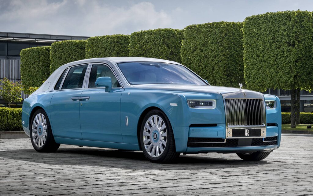 402187-2020-rolls-royce-phantom.jpg