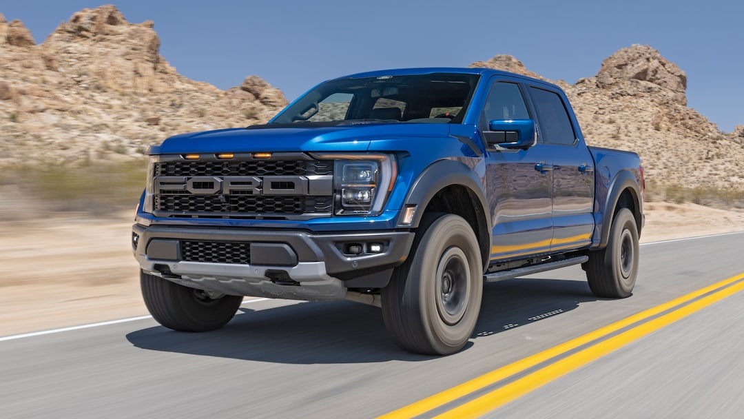 002-2022-ford-f150-raptor.jpg