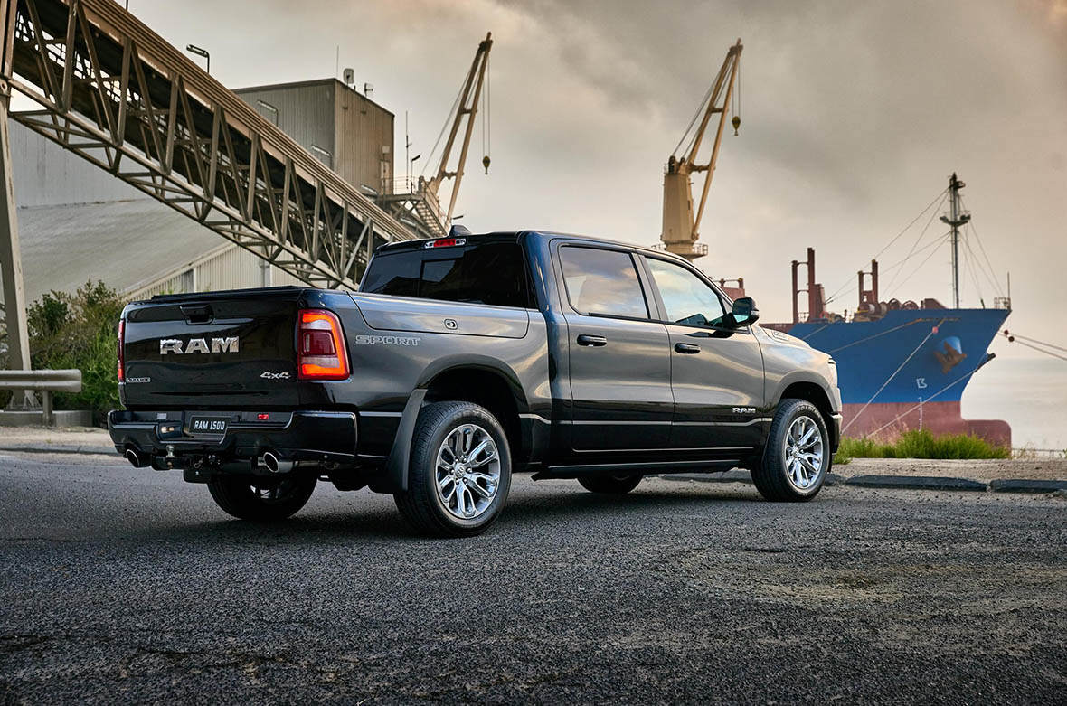 ram-1500-laramie-sport-3.jpeg